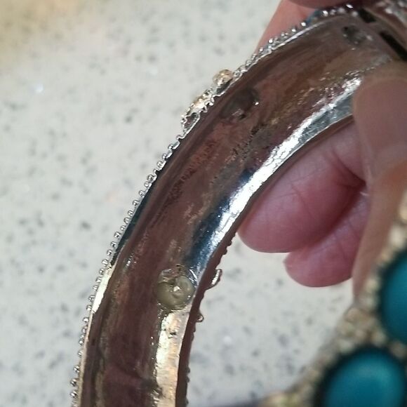 GORGEOUS WANNABE!!!BRAND NEW!!! PURCHASED IN MIAMI!!! - Picture 8 of 10